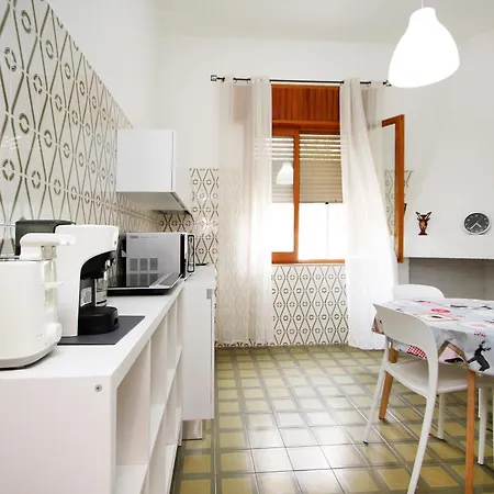 Semesterbostad Pausadi *